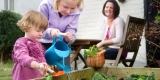 Wie können Sie Ihren Garten für Kinder sicher machen?